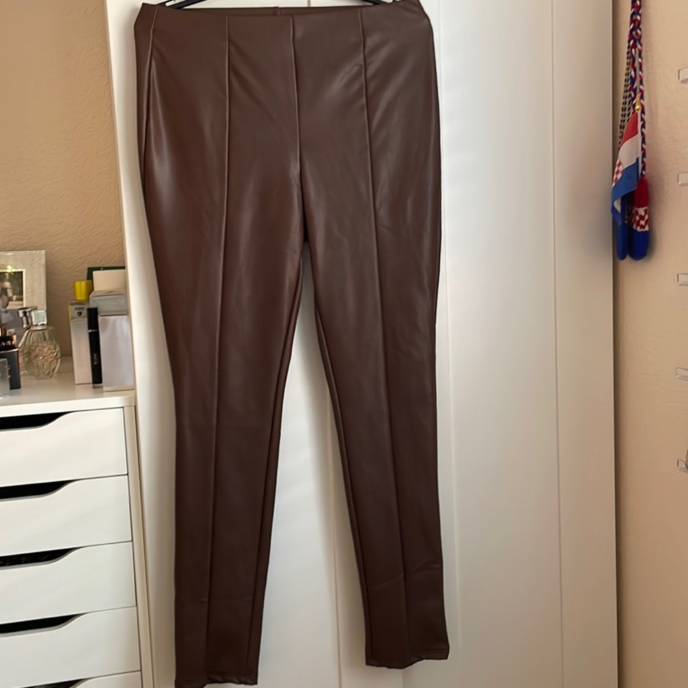 Faux leather brown tights. Size L
